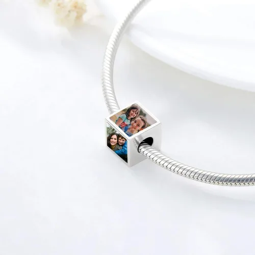 Vista 4 de LONAGO Abalorio personalizado de cuatro lados y tres caras con foto de dos caras de plata de ley 925, cuenta personalizada con capacidad para 234