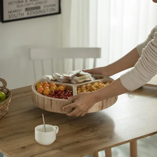 Vista 2 de Plato de madera con 3 seccionales, bandeja dividida para servir con acabado negro quemado, tabla de charcutería Lazy Susan para mesa de comedor