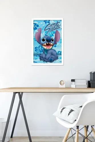 Vista 6 de Trends International Disney Lilo and Stitch - Póster de pared sentado, 14.72 x 22.37 pulgadas, versión enmarcada en blanco