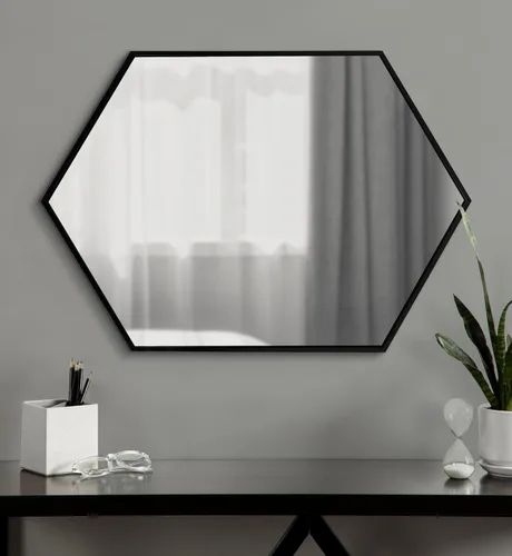 Vista 3 de Kate and Laurel McNeer - Espejo de pared hexagonal grande de metal, 31x22, negro