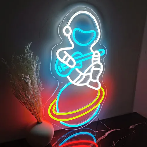 Vista 4 de Letrero de neón de astronauta, astronauta sentado en el planeta tocando guitarra, luz LED de neón, decoración de sala de juegos, decoración de museo