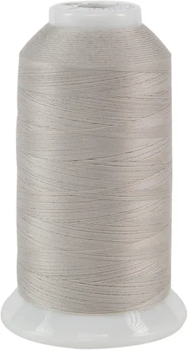 Vista 62 de Superior Threads So Fine! #50 / 3 hilo matelaseado de poliéster, bobinas de 3280 yd Génova Gris