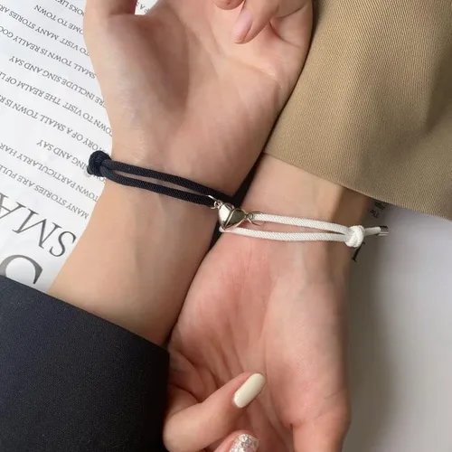 Vista 3 de COTATI 2pcs Magnetic Couples Bracelets Heart Shaped Matching Friendship Bracelets for Women Men