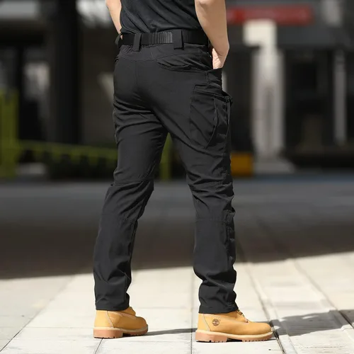 Vista 3 de Pantalones tácticos para hombre, resistentes al agua, Flex Ripstop Cargo Pantalones ligeros de senderismo con múltiples bolsillos (sin cinturón)