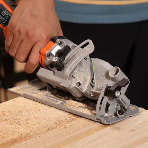 Vista 7 de Power Circular Saw,5.8A Mini Circular Saw,3500RPM Corded Saw Equipped with 2 Pcs 4-1/2" Blades，Maximum Cutting 1-11/16" at 90° and 1-1/8"at 45° for