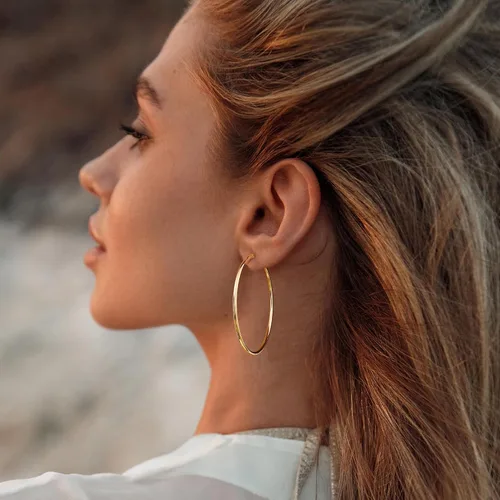Vista 4 de Aretes de aro de oro para mujer chapados en oro real de 14 quilates con poste de plata de ley 925 Dorado
