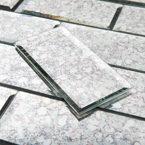 Vista 9 de Azulejo de Espejo de Vidrio Biselado Antiguo Despegar y Pegar de 3 x 3 Pulgadas para Salpicadero de Cocina y Pared de Baño (32 Piezas)