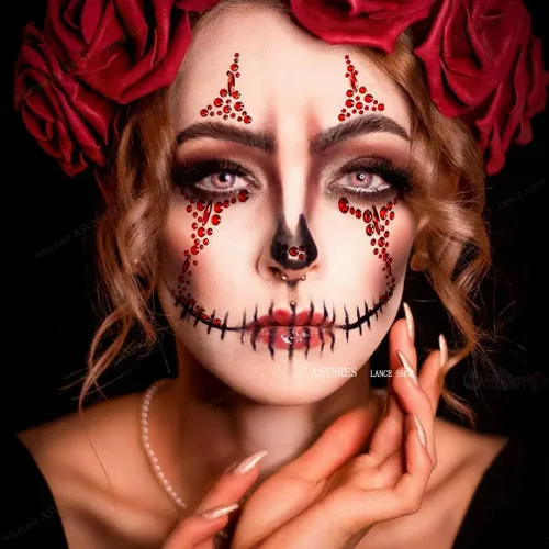 Vista 5 de 1 pieza de gemas faciales para Halloween, Día de los Muertos, tatuajes temporales de calavera con diamantes de imitación, piedras de cristal, gemas