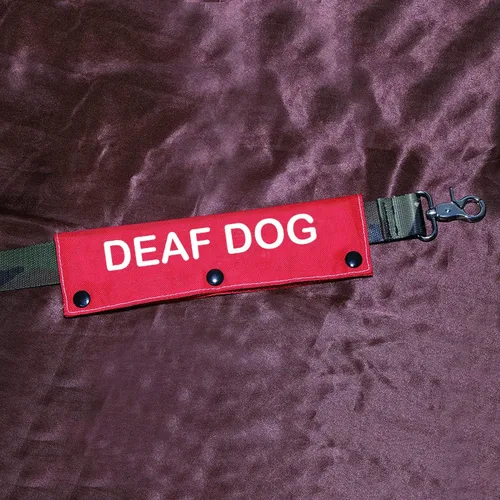 Vista 3 de Funda para correa para perro con discapacidad auditiva, alerta para perro sordo, parche de identificación colgante, regalo de cumpleaños