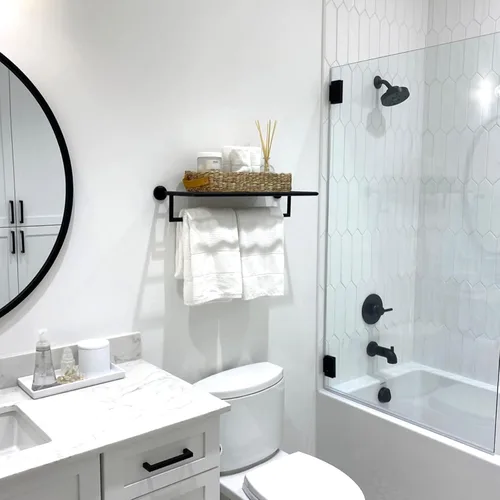 Vista 2 de Toalleros para baño, toallero negro mate, soporte para toallas de baño montado en la pared, barra de toalla de estilo hotel moderno de 26 pulgadas