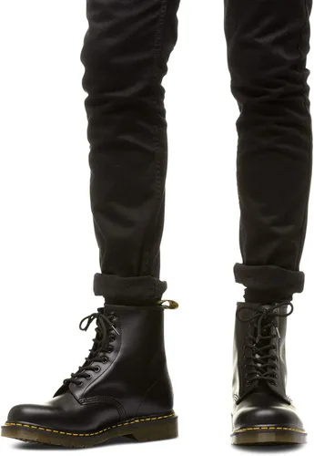 Vista 9 de Dr. Martens Men's 1460