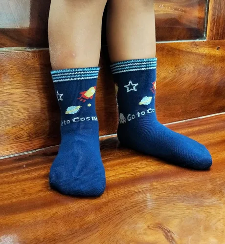 Vista 7 de RATIVE Calcetines antideslizantes con empuñaduras para bebés y niños pequeños