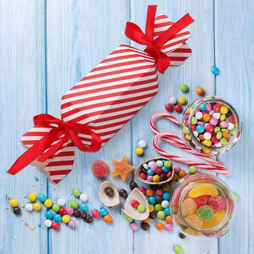 Vista 9 de DARENYI 50 cajas de dulces de Navidad, cajas vacías para dulces con cinta roja pequeñas cajas de dulces para dulces, chocolate, cajas de regalo