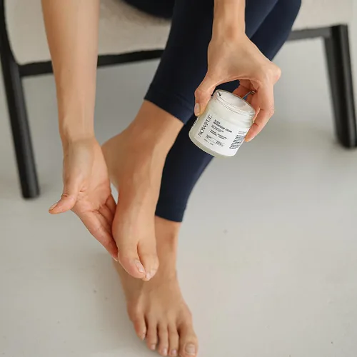 Vista 7 de Sleep Aid - Crema de magnesio - Raíz de valeriana y pasiflora para la calma - Bálsamo nocturno natural para ansiedad y sueño reparador - Con aceite