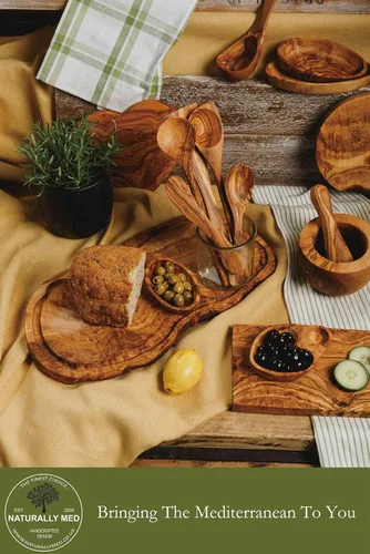 Vista 4 de Tabla de cortar de madera de olivo/tabla de quesos - 14 pulgadas. Tabla de madera de olivo para queso, corte, cocina, embutidos. Producto artesanal
