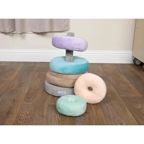 Vista 6 de Excellerations TenderTots Anillo de apilamiento gigante de peluche calmante