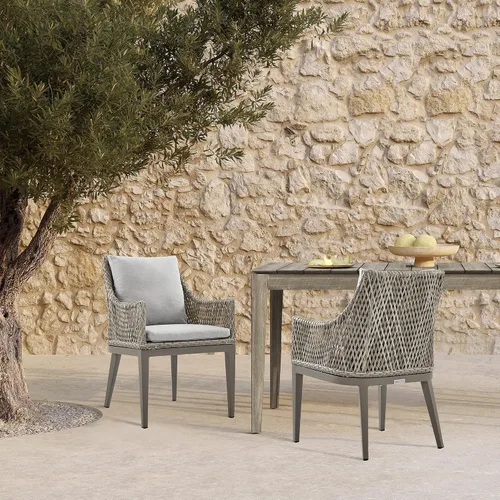 Vista 2 de Armen Living Silvana - Silla de comedor de mimbre y aluminio para exteriores con cojines beige - Juego de 2