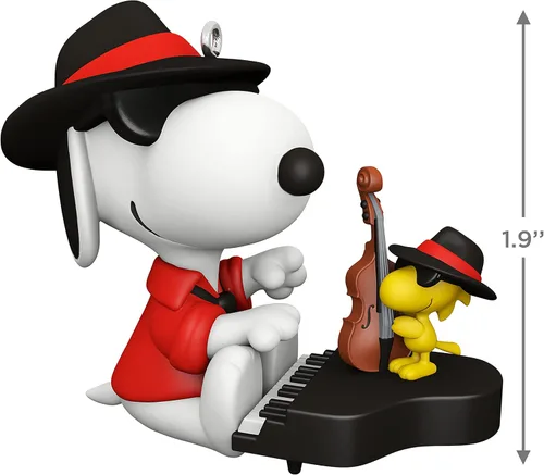 Vista 5 de Hallmark Keepsake Adorno de Navidad 2022, Peanuts Spotlight en Snoopy Jazzy, amigos elegantes
