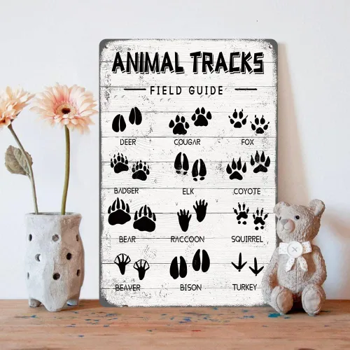 Vista 6 de Animal Tracks - Letrero de metal con guía de campo, arte de pared, cabaña de troncos, bosque, caza, guardería de niños, decoración rústica para casa
