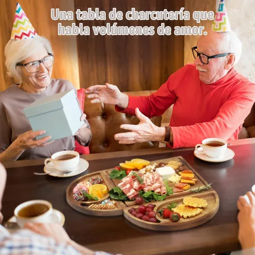Vista 6 de Juego de tablero magnético de madera de acacia, 3 piezas con forma de corazón y queso cuadrado