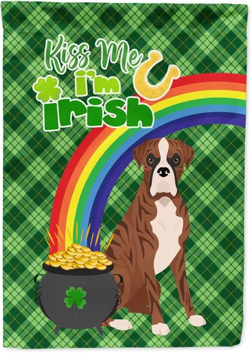Vista 153 de Caroline's Treasures WDK4731GF - Bandera decorativa para jardín del día de San Patricio, color negro y tostado, Airedale Terrier, para jardín