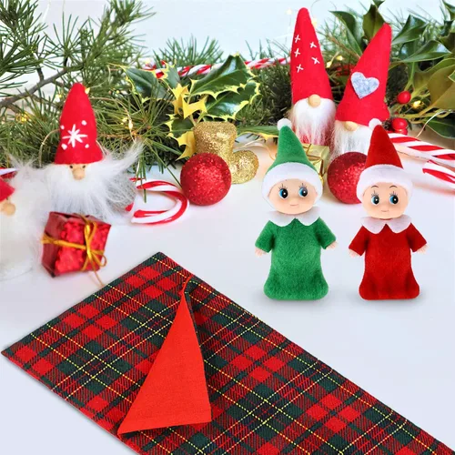 Vista 2 de Skylety 2 muñecas de Navidad, gemelas, rojo y verde, 1 saco de dormir de Navidad a cuadros rojos y 1 bata de baño de muñeca, accesorios de Navidad