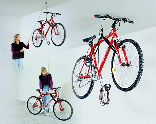 Vista 2 de HARKEN Hoister - Sistema elevador de almacenamiento de garaje para bicicletas y sobre techo (Capacidad de 45 lb, 16 pies de techo), Organización que