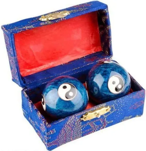 Vista 4 de JapanBargain, Juego de Bolas Baoding de 2 – Ejercicio de Mano, Alivio del Estrés, Coordinación y Entrenamiento de Fuerza, Bolas de Terapia con Caja