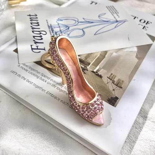 Vista 4 de Llavero de tacón alto para mujer, lindo llavero de zapato de tacón alto para niñas, llavero de zapato de tacón alto rosa brillante, divertidos