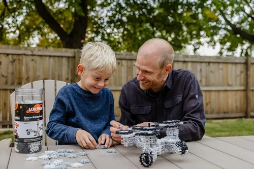 Vista 5 de Lux Blox Space Adventure 3 en 1. Juguete de construcción y juego de construcción de aprendizaje. 156 piezas para construir un cohete, rover