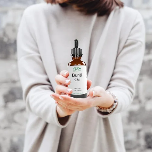Vista 7 de Aceite de Buriti 100% puro y natural, sin refinar, prensado en frío para cara, piel seca, uñas, labios, cuerpo y cabello, reduce la rotura