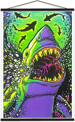 Vista 6 de Scorpio Posters Shark Attack - Póster de luz negra, flocado, 23 x 35 pulgadas