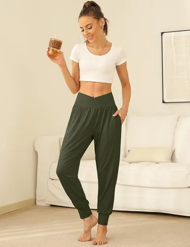 Vista 2 de UEU Pantalones deportivos de yoga de cintura alta para mujer, cómodos, para descansar, pantalones casuales sueltos con bolsillos