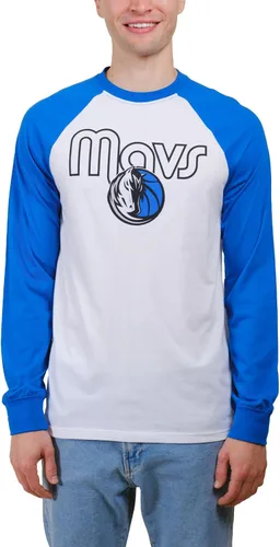 Vista 6 de Ultra Game Men’s NBA Official Super Soft Raglan Baseball T-Shirt