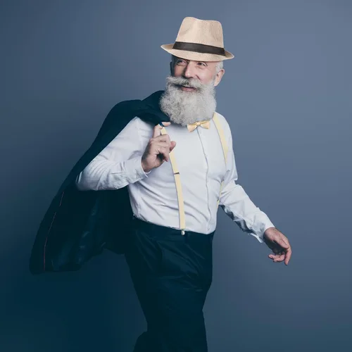 Vista 4 de Disfraz de los años 20 para hombre, atuendo con accesorios, chaleco de gángster de Gatsby, sombrero de fieltro, reloj de bolsillo vintage, tirantes