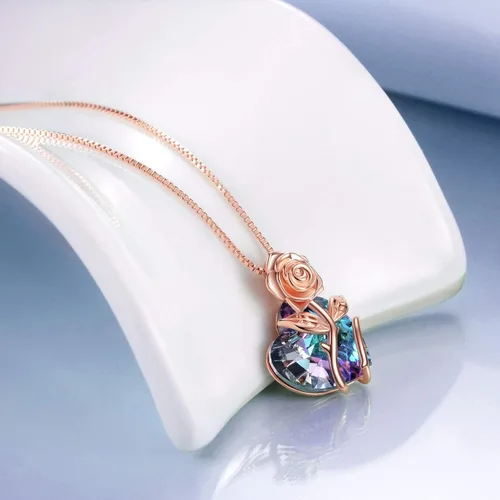 Vista 2 de AOBOCO Collar de plata de ley con forma de corazón y flor de rosa adornado con cristales de Austria, regalo de joyería de rosas de cumpleaños
