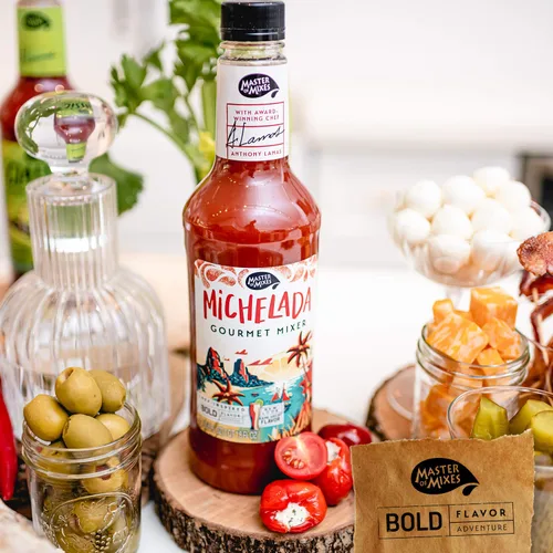 Vista 3 de Master of Mixes - Mezcla de bebida Michelada, lista para usar, 1 litro, paquete de 3 Savory Tomato, Citrus & Spice Notes, Light Pepper Heat