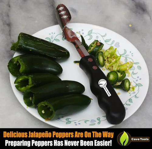 Vista 4 de Cave Tools descarozador de jalapeños de acero inoxidable. Se puede utilizar para pelar o cortar plátanos o chilis para asar en parrilla, ahumadora u