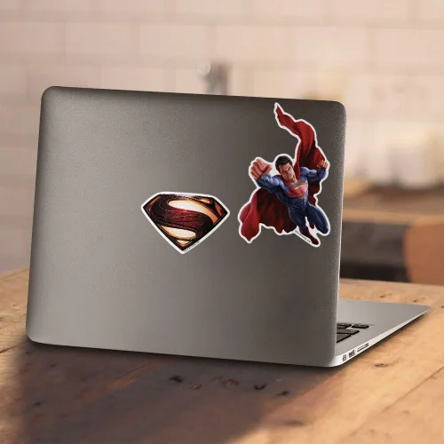 Vista 4 de Popfunk Camiseta negra clásica de Superman Man of Steel Movie Grey Shield