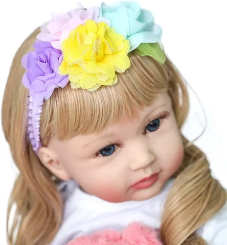 Vista 5 de Muñeca realista Reborn de silicona de 24 pulgadas, muñeca de bebé realista Reborn niña, cabello rubio rizado, ojos azules, cuerpo de tela suave