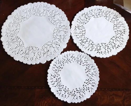 Vista 5 de 50 piezas de papel redondo blanco Lancaster Almohadillas de embalaje de tartas para decoración de vajilla de boda (10 pulgadas)