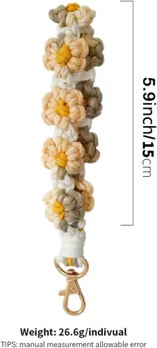 Vista 2 de Bonito llavero de macramé bohemio hecho a mano, pulsera de pulsera con cordón de muñeca floral para mujer