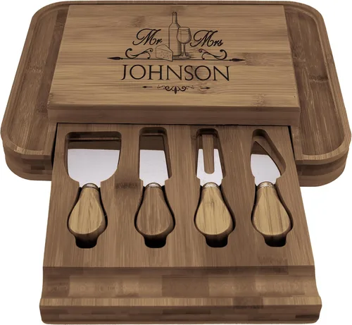Vista 6 de The Wedding Party Store Juego de bandeja de queso de alta calidad personalizada con herramientas esparcidoras con cualquier nombre