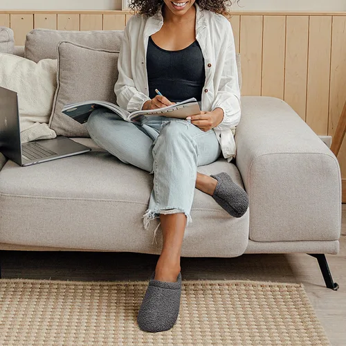 Vista 5 de ATHMILE Women's Men's House Slippers Bedroom House Shoes Indoor Fuzzy Memory Foam Fluffy Cozy Shoes Size 7 8 9 10 11 12 13 Gift Box