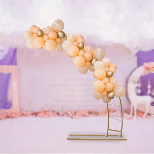 Vista 5 de Arco de boda dorado de luna creciente de 6.5 pies, diseño curvado de metal, soporte de telón de fondo para fotografía, marco de globo de flores