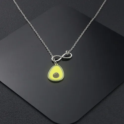 Vista 3 de WENATA - Collar con colgante de aguacate para amante del aguacate, regalo de amistad, collar de aguacate, amante del aguacate, regalo para amante