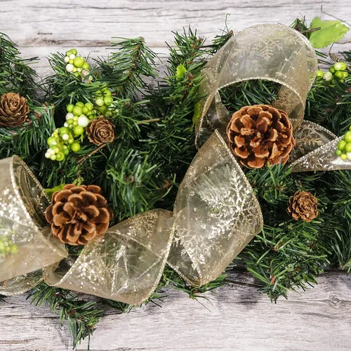 Vista 4 de Cinta con alambre de organza con copos de nieve dorados de champán para decoración navideña del hogar, lazo para la parte superior del árbol