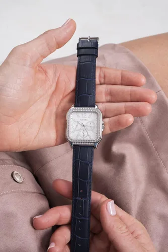 Vista 6 de GUESS 36mm Multifunction Stainless Steel Watch with Crystals