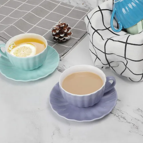 Vista 2 de amhomel Juego de 6 tazas de café y platillos de porcelana, tazas de capuchino de 4 onzas, colores fríos surtidos