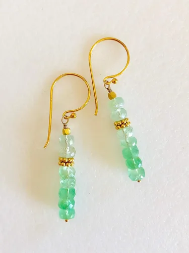 Vista 2 de Aretes de piedra lunar verde lima, aretes de piedra lunar degradada, delicados colgantes de piedra lunar, aretes de piedras preciosas, novia, oro